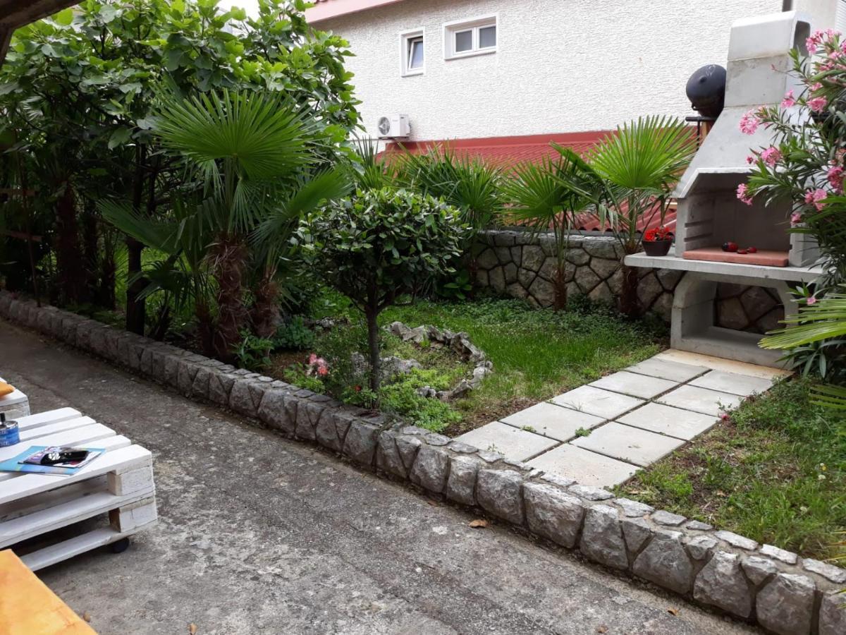 Vesna Apartment Crikvenica Exterior foto